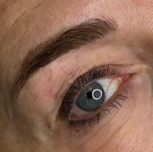 Pigmentation sourcils après