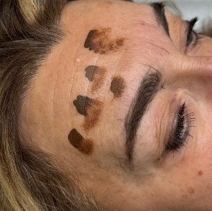 Pigmentation sourcils choix de la couleur